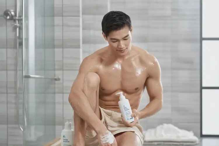 男性大腿上有濕疹不管它會自己好嗎(圖2)