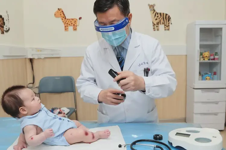 嬰兒大腿上偶爾長濕疹能徹底自愈嗎(圖2)