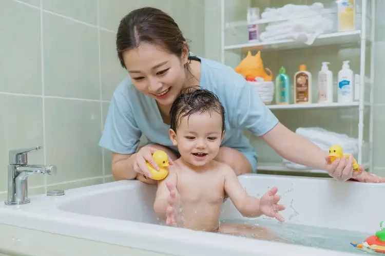 宝宝身上出现湿疹能彻底自愈吗(图2)