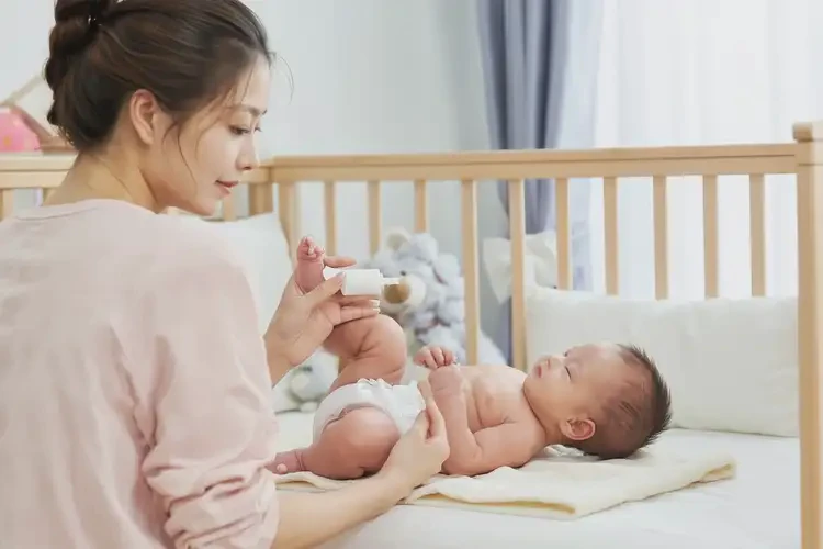 嬰兒肛周起濕疹可以徹底自愈嗎(圖2)