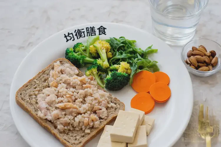 老年人晚上血糖27(圖1)