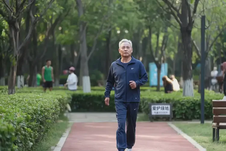 中老年人餐后血糖7點(diǎn)7意味著什么(圖2)