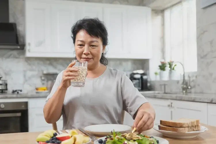 哺乳期妈妈肚子经常起湿疹能彻底自愈吗(图1)