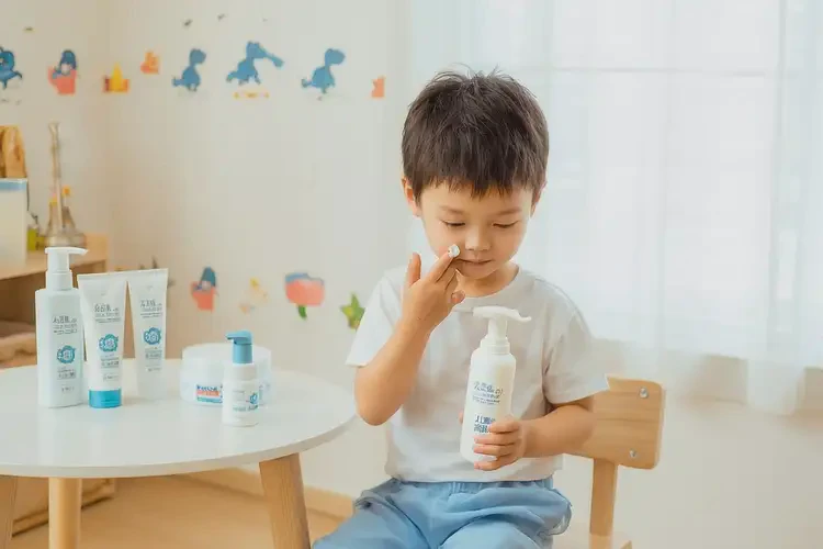 小學(xué)生小腿經(jīng)常長濕疹可不可以徹底自愈(圖3)