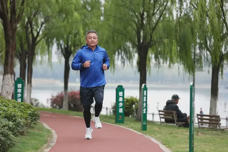 中年人晚餐血糖9點(diǎn)9是糖尿病嗎(圖2)