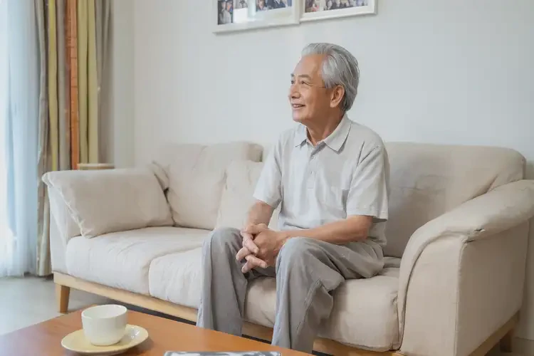 老年人小腿容易起濕疹可不可以徹底自愈(圖1)