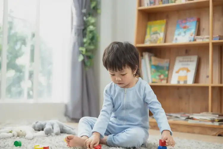 少兒大腿容易起濕疹不管它會(huì)自己痊愈嗎(圖1)