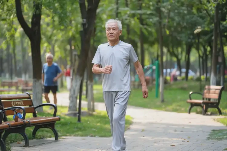 老年人下午血糖15(图1)