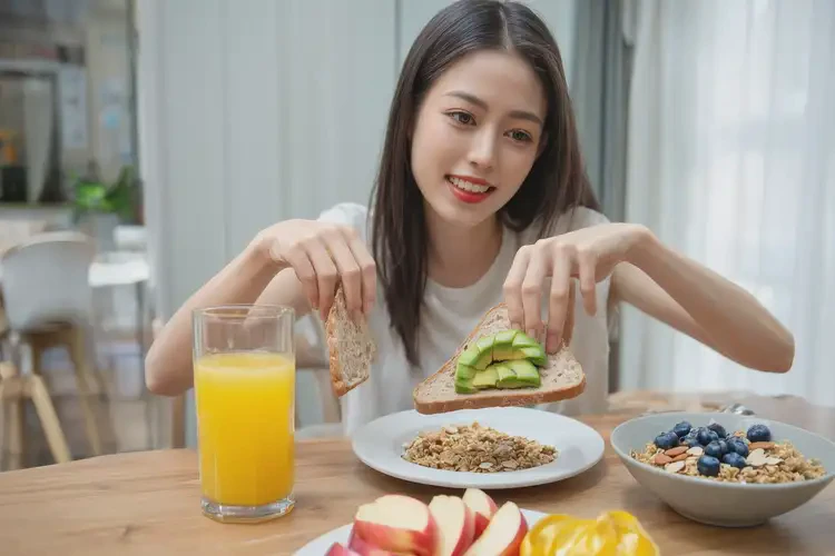 年轻人早餐血糖6(图1)