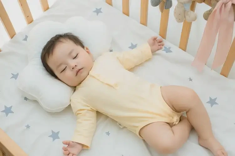 嬰兒脖子上經(jīng)常起濕疹不管它會(huì)自己好嗎(圖2)