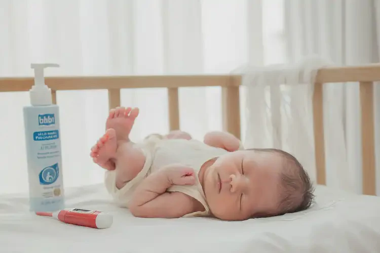 新生兒小腿出濕疹不管它會自己自愈嗎(圖4)