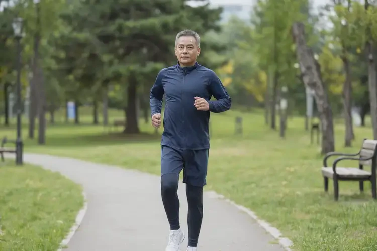 中年人早餐血糖13點(diǎn)8是糖尿病嗎(圖1)