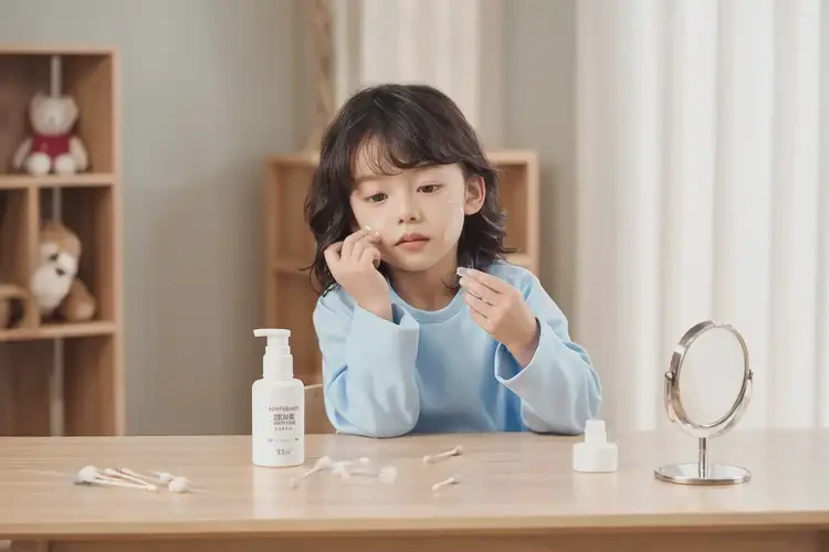 小孩四肢經(jīng)常起濕疹可以徹底自愈嗎(圖2)