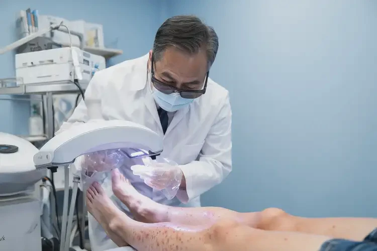 男人小腿容易長濕疹可不可以徹底自愈(圖2)