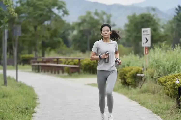 女性手臂上長濕疹可不可以徹底自愈(圖1)