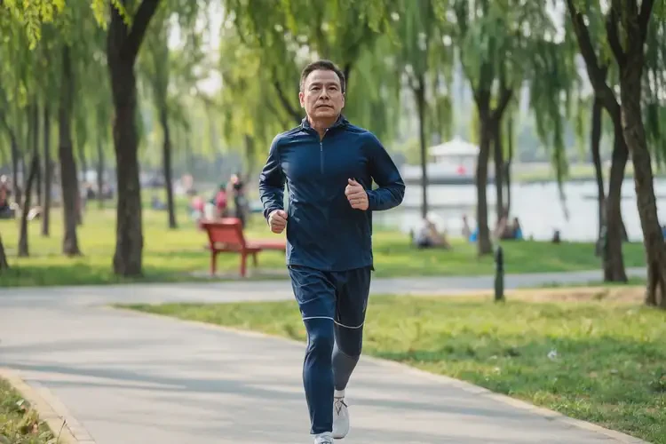 中年人睡前血糖18點2是糖尿病嗎(圖1)