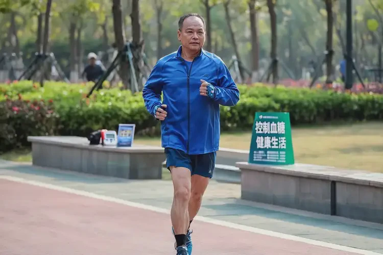 中年人餐后血糖11點(diǎn)2是糖尿病嗎(圖2)