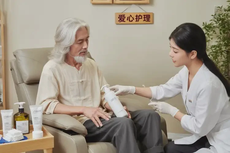 高齡老人大腿上經(jīng)常長(zhǎng)濕疹能徹底自愈嗎(圖2)