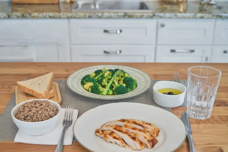 老年人中午血糖28(图1)