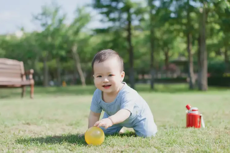 寶寶臉上偶爾長(zhǎng)濕疹能徹底自愈嗎(圖1)