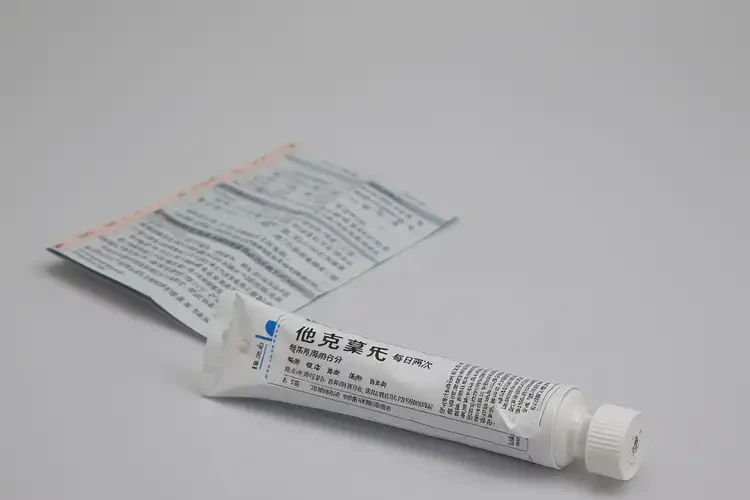 青少年手臂經(jīng)常起濕疹能靠自己自愈嗎(圖2)