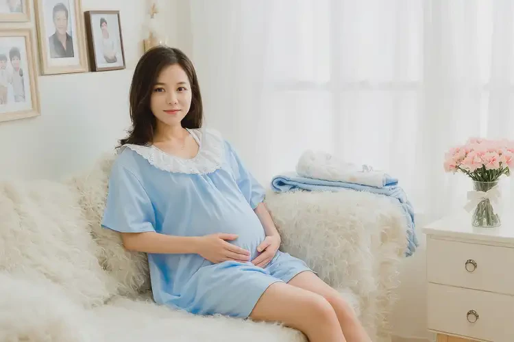 產(chǎn)婦臉上經(jīng)常長(zhǎng)濕疹不管它會(huì)自己痊愈嗎(圖1)