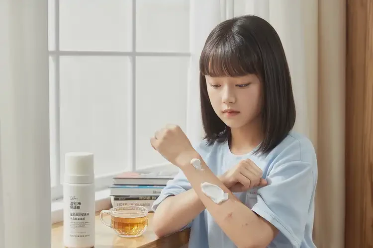 中學(xué)生肚子容易起濕疹能夠徹底治愈嗎(圖2)