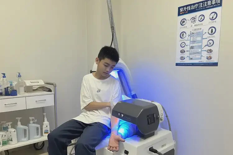 中學(xué)生屁股出現(xiàn)濕疹可不可以徹底自愈(圖2)