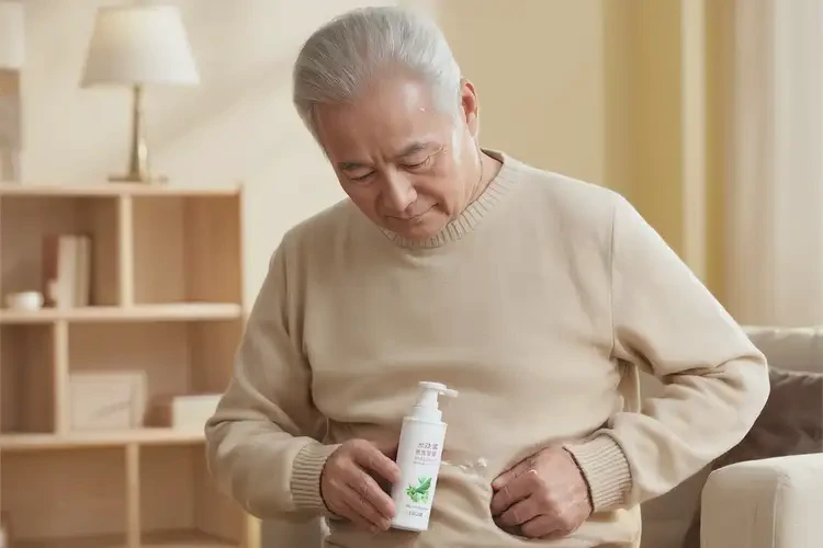 高龄老人肚子偶尔起湿疹不管它会自己好吗(图3)