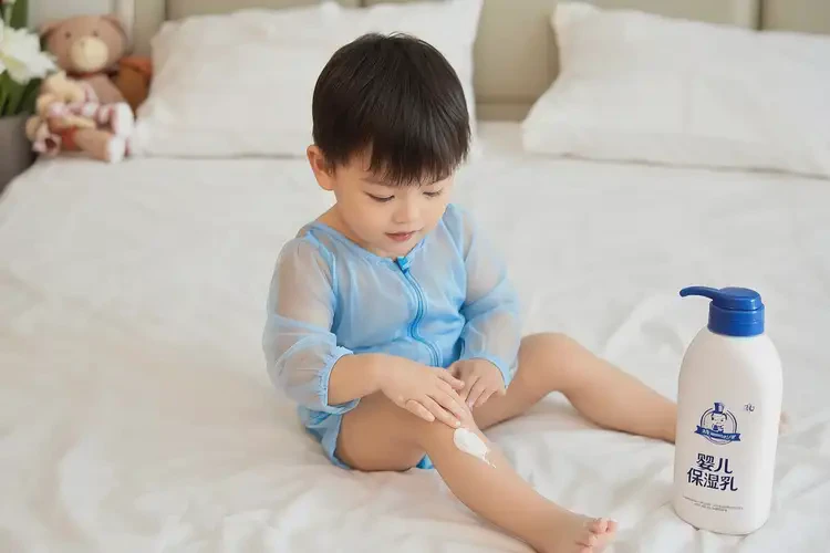 幼儿大腿上出湿疹可以彻底自愈吗(图1)