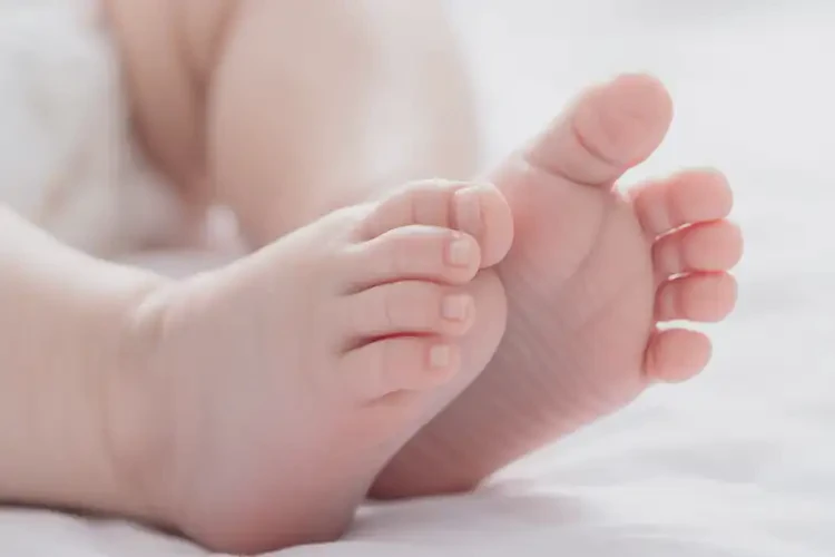 嬰幼兒腳上起濕疹能夠徹底治愈嗎(圖4)