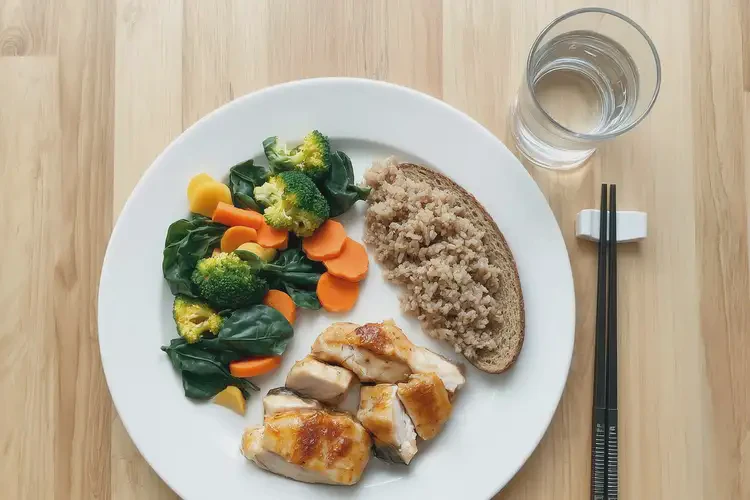 老年人中午血糖13(图1)