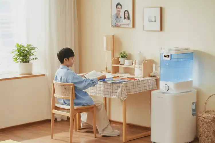 小學(xué)生手臂上長(zhǎng)濕疹不管它會(huì)自己痊愈嗎(圖1)