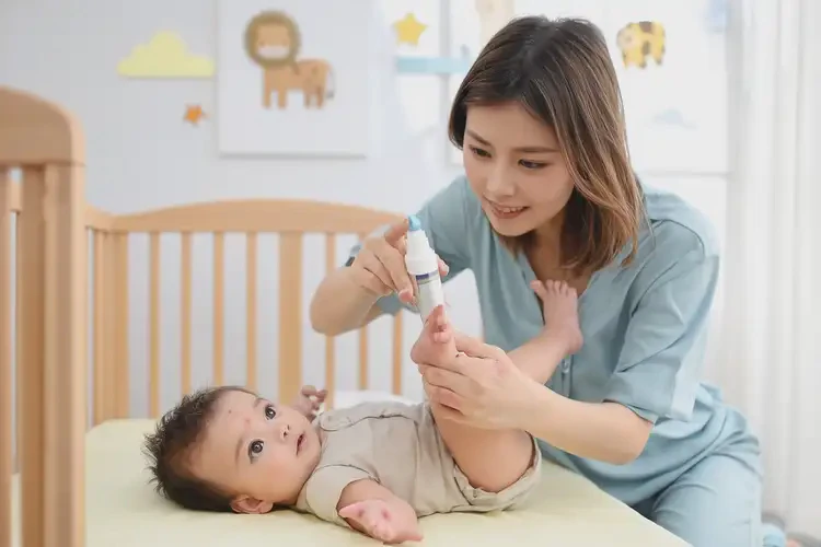 嬰幼兒脖子經(jīng)常長(zhǎng)濕疹能靠自己自愈嗎(圖2)