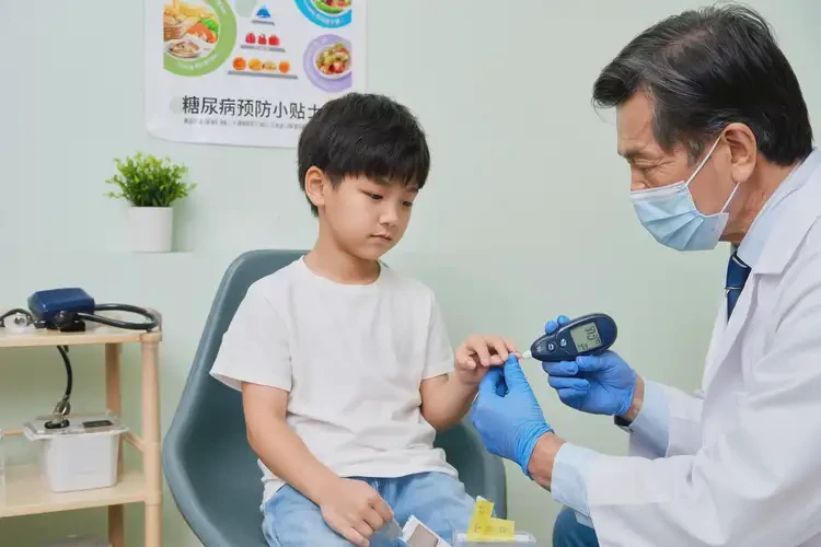 小孩晚上血糖12(图1)