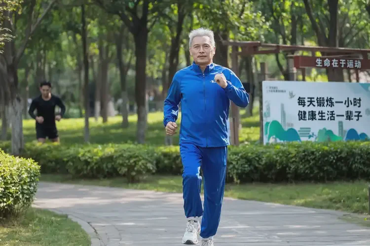 中老年人中餐血糖12點5是糖尿病嗎(圖1)