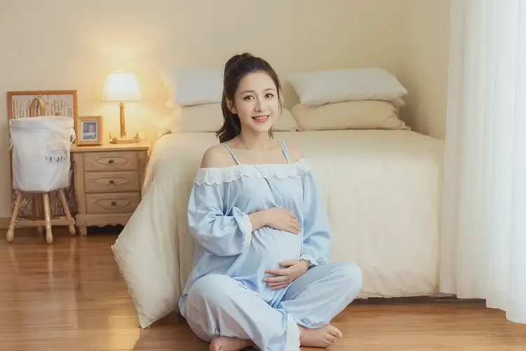 產(chǎn)婦肚子容易長(zhǎng)濕疹不管它會(huì)自己自愈嗎(圖2)