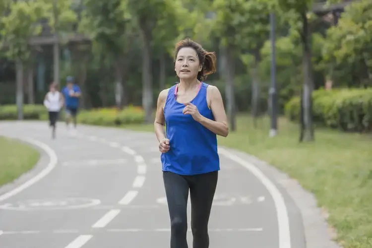 更年期女性睡前血糖7(图1)