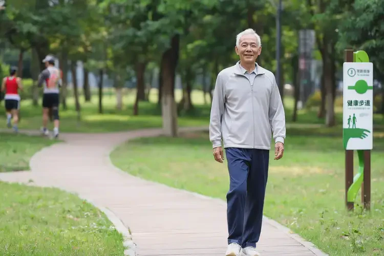 老年人睡前血糖4(圖1)