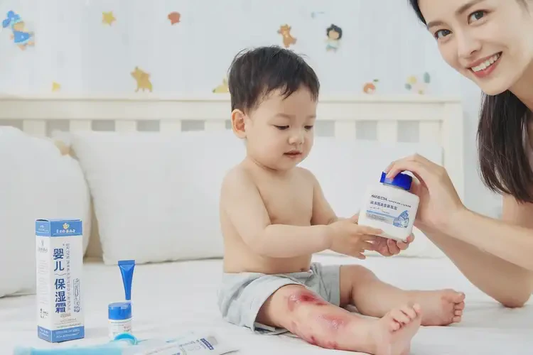 幼兒小腿上偶爾起濕疹能靠自己自愈嗎(圖3)