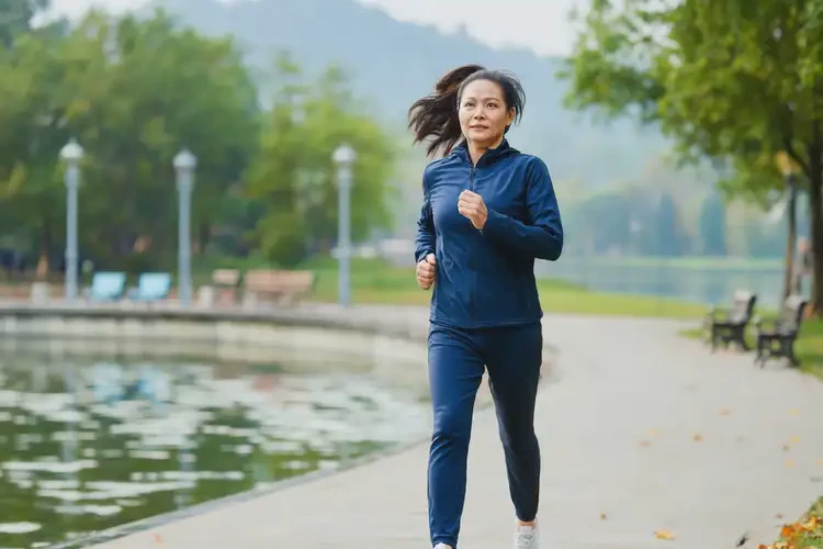 更年期女性中午血糖16點9是糖尿病嗎(圖2)