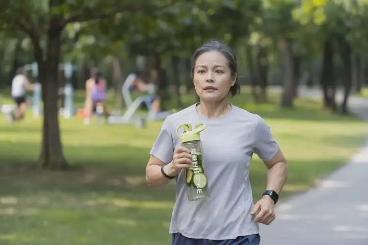 更年期女性中餐血糖18點0是糖尿病嗎(圖1)