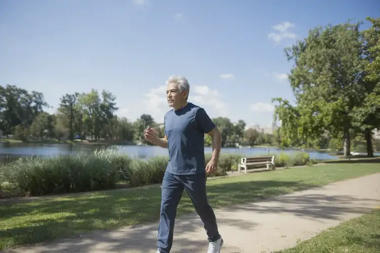 中老年人餐后血糖13點(diǎn)6意味著什么(圖2)