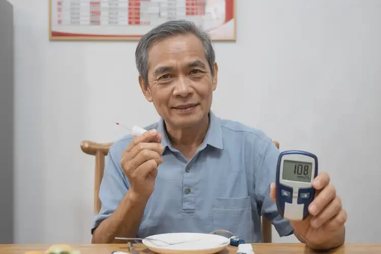 中年人晚餐血糖10點(diǎn)8是糖尿病嗎(圖4)