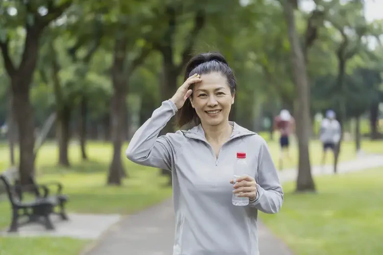 哺乳期媽媽屁股上經(jīng)常長濕疹可不可以徹底自愈(圖1)