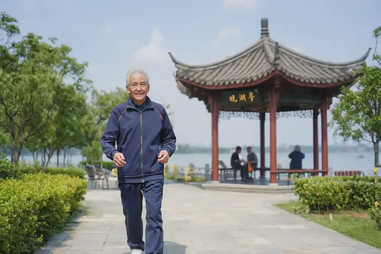 老年人晚餐血糖15(圖1)