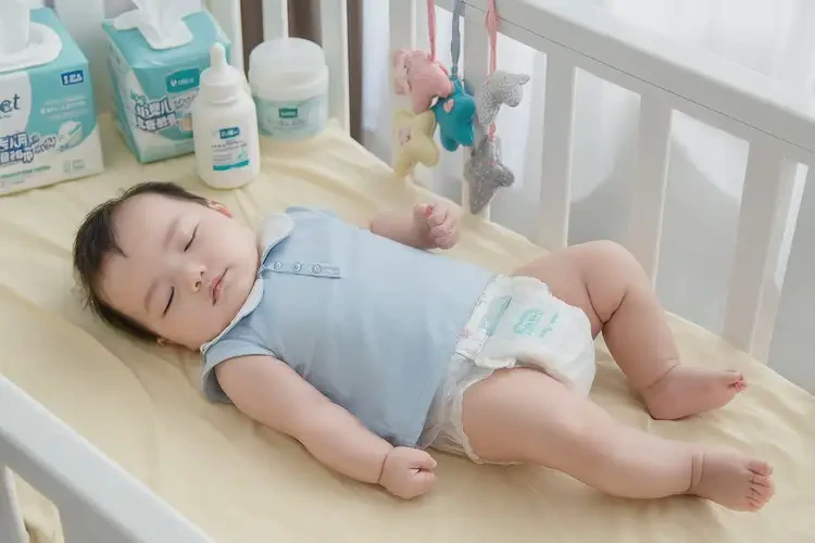 孩子屁股偶尔起湿疹可以彻底自愈吗(图1)