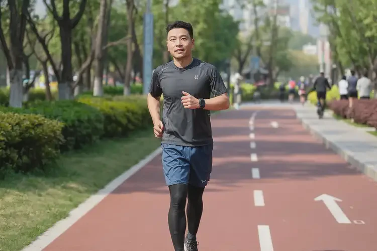 中年人睡前血糖8(圖1)