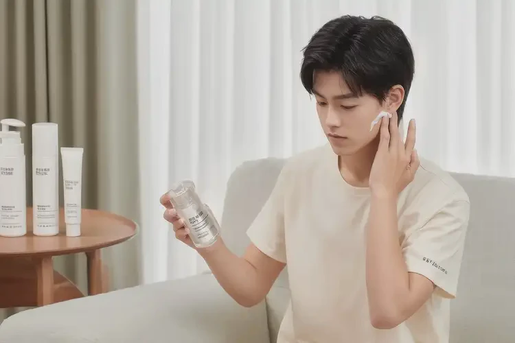 青少年脖子長濕疹能不能徹底自愈(圖2)