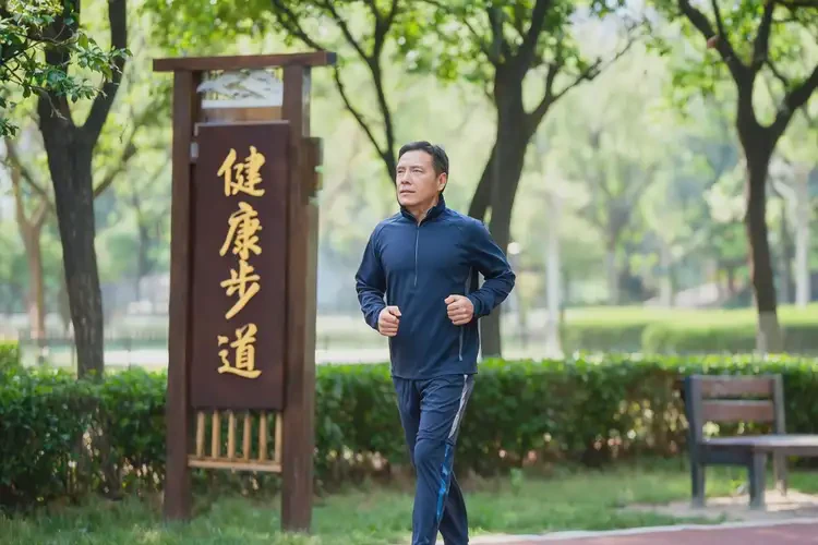 男性中午血糖12(圖1)